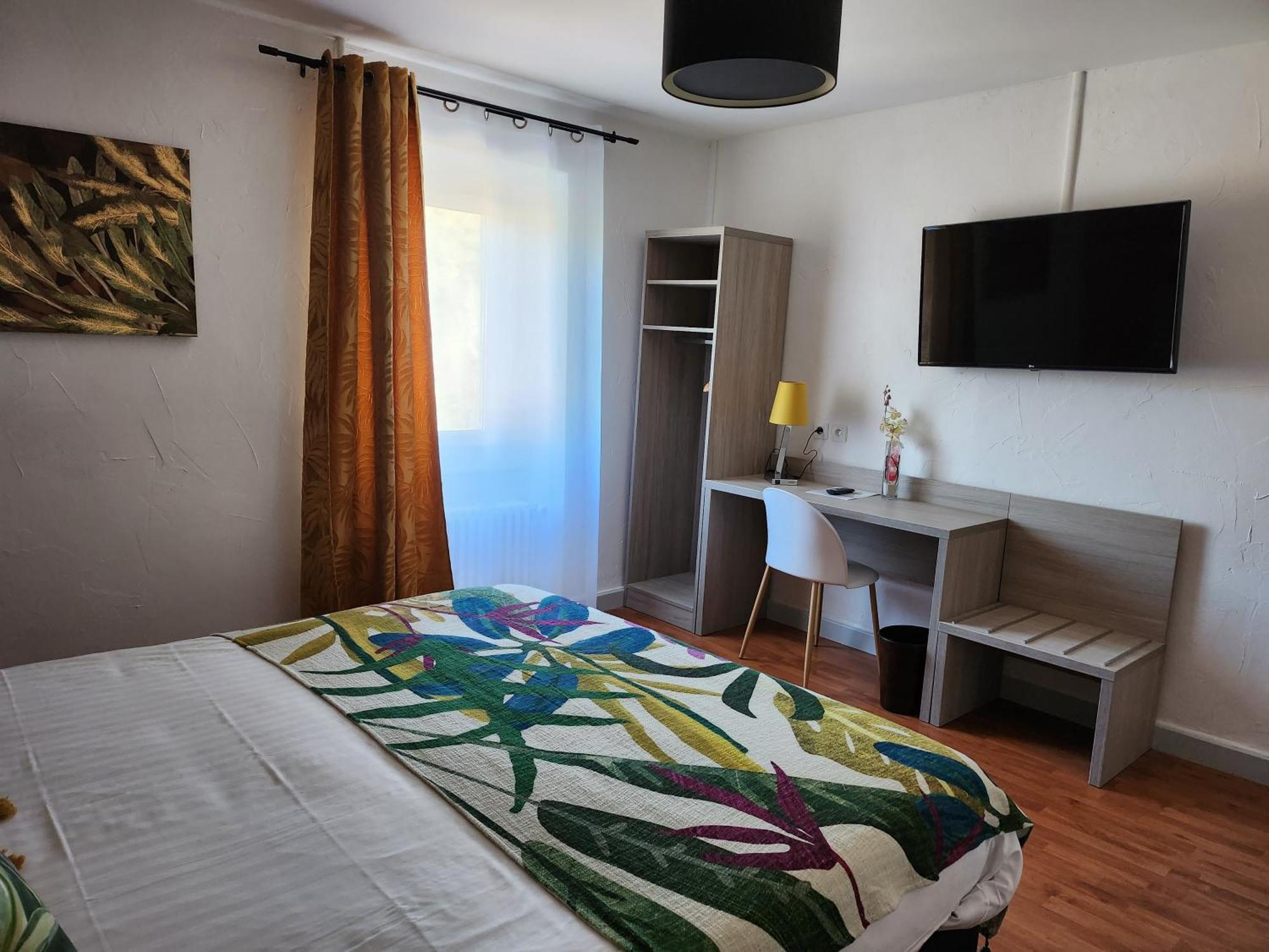 Hotel Des Negociants Lamastre Luaran gambar