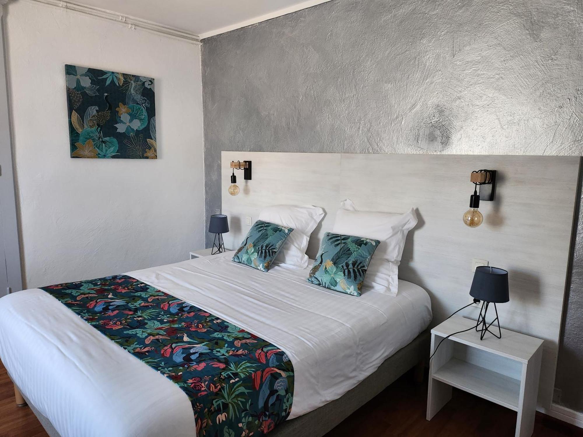 Hotel Des Negociants Lamastre Luaran gambar
