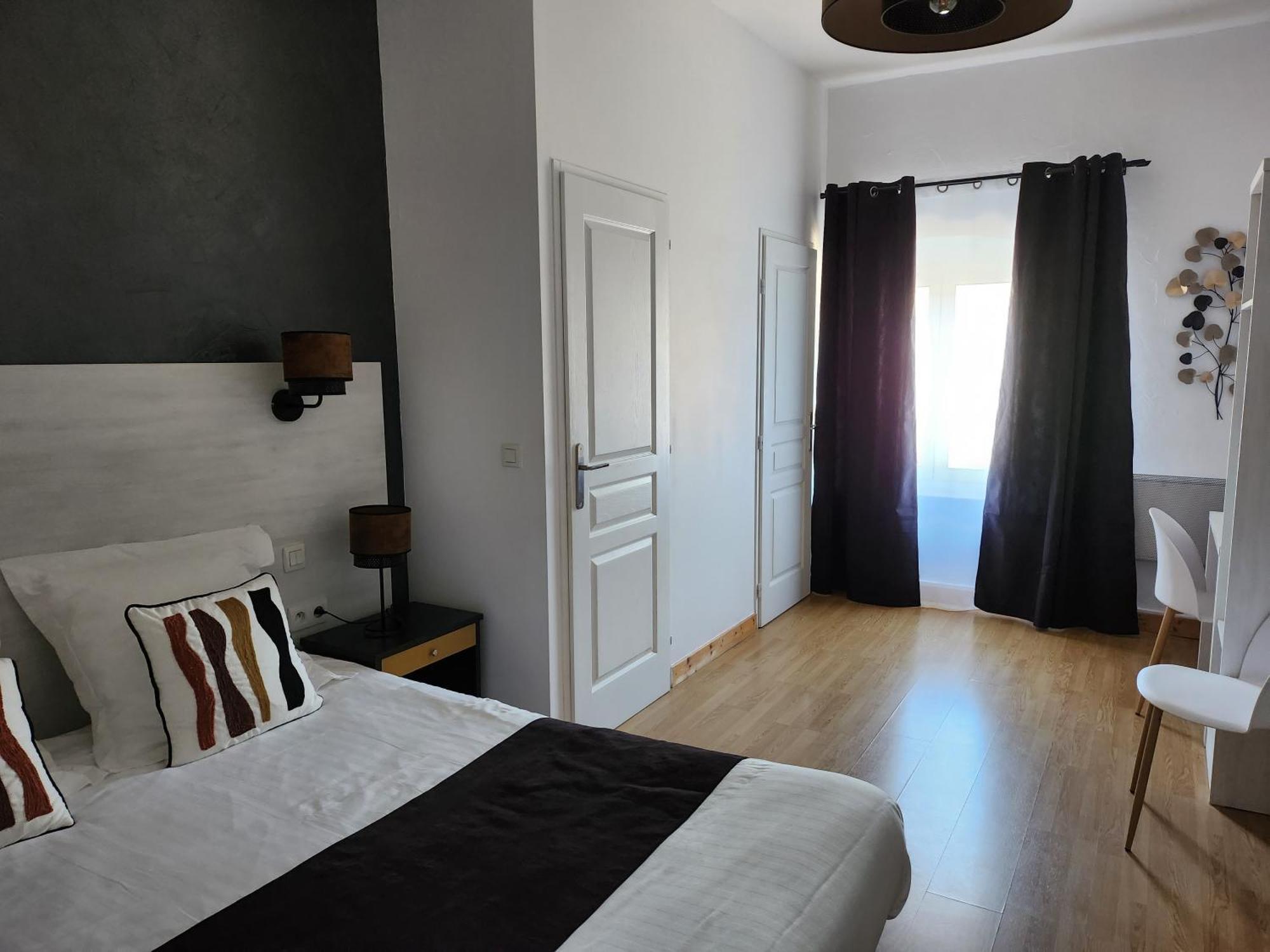 Hotel Des Negociants Lamastre Luaran gambar